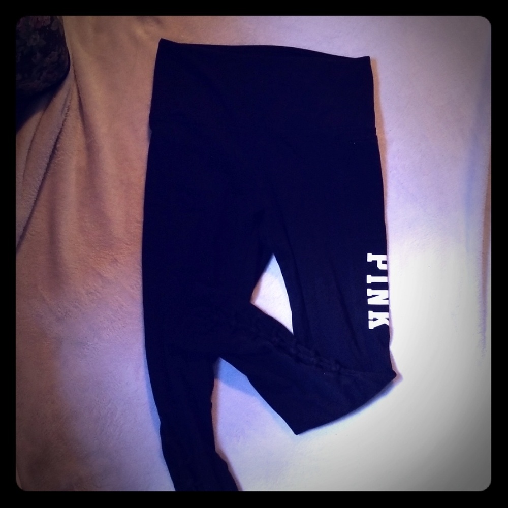 PINK yoga pants with lattice bottom